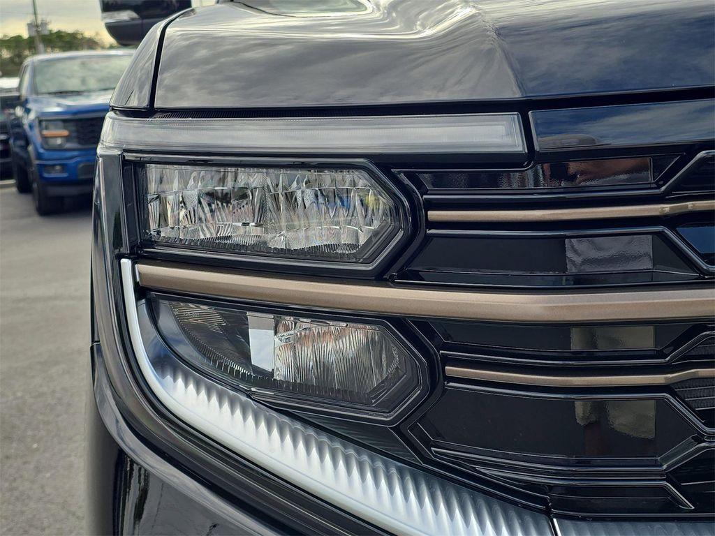 new 2025 Ford Expedition car, priced at $83,550