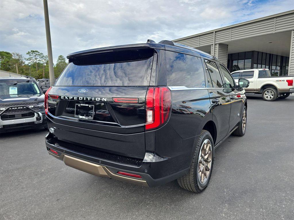 new 2025 Ford Expedition car, priced at $83,550