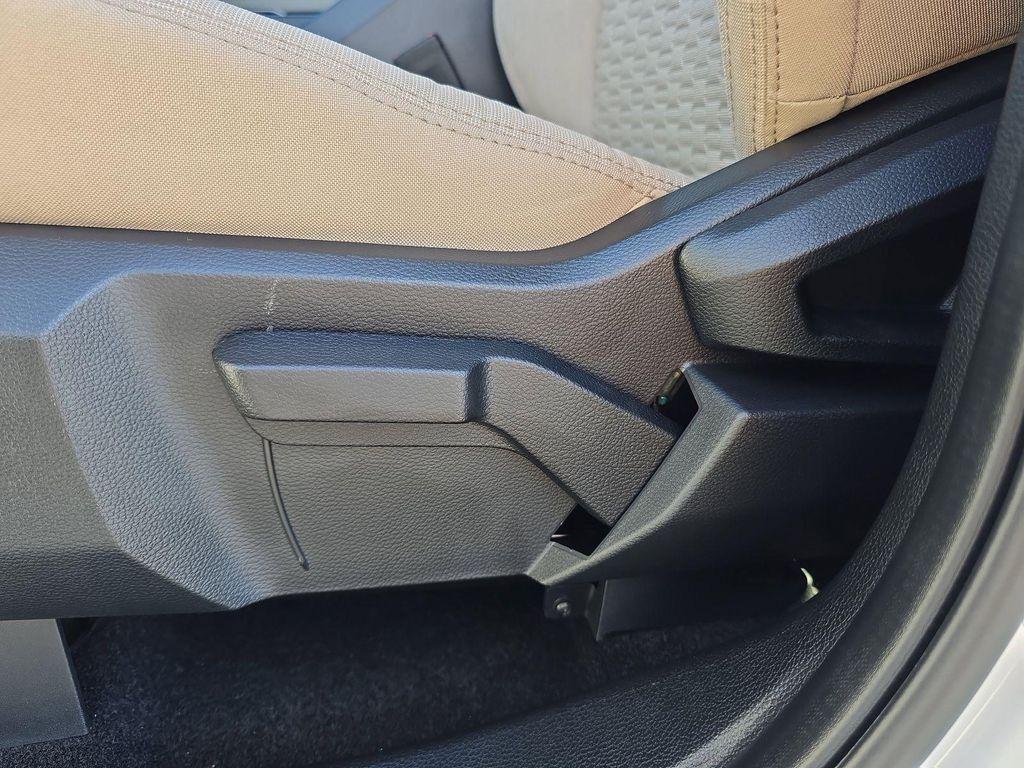 new 2025 Ford Ranger car, priced at $33,520