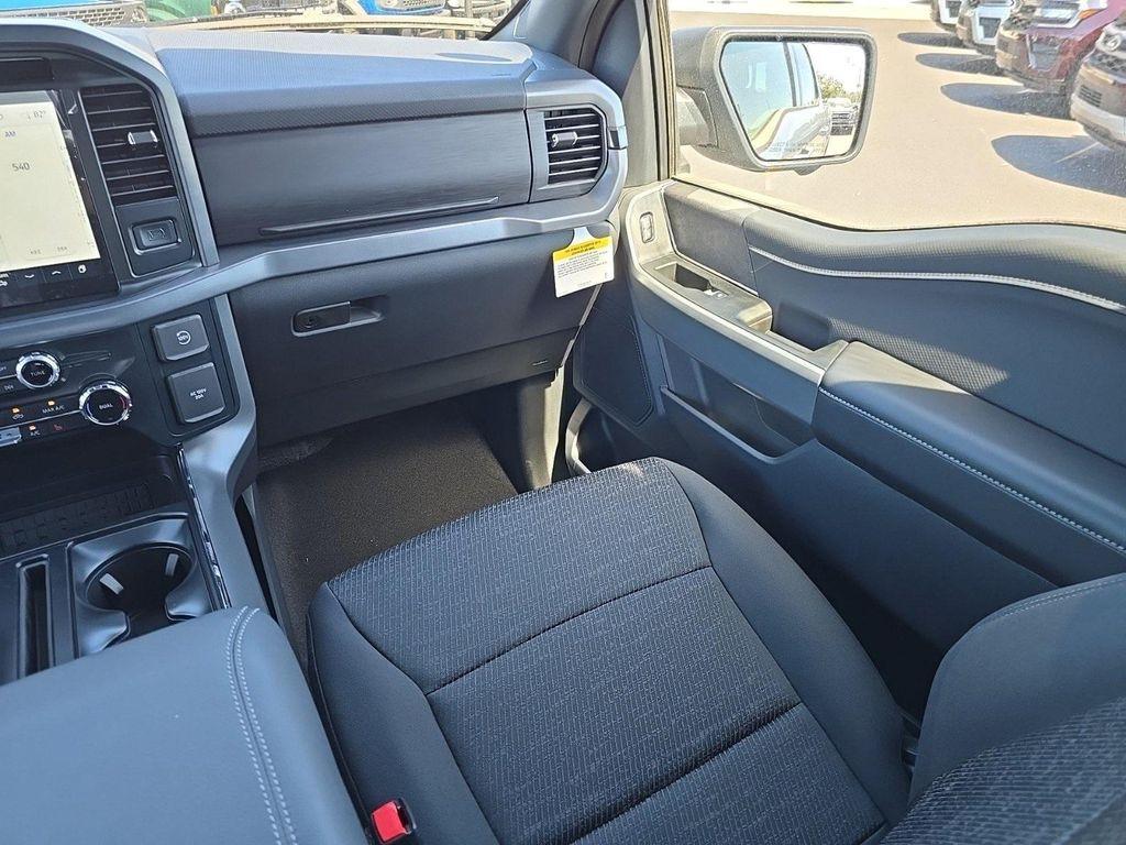 new 2025 Ford F-150 car, priced at $52,569