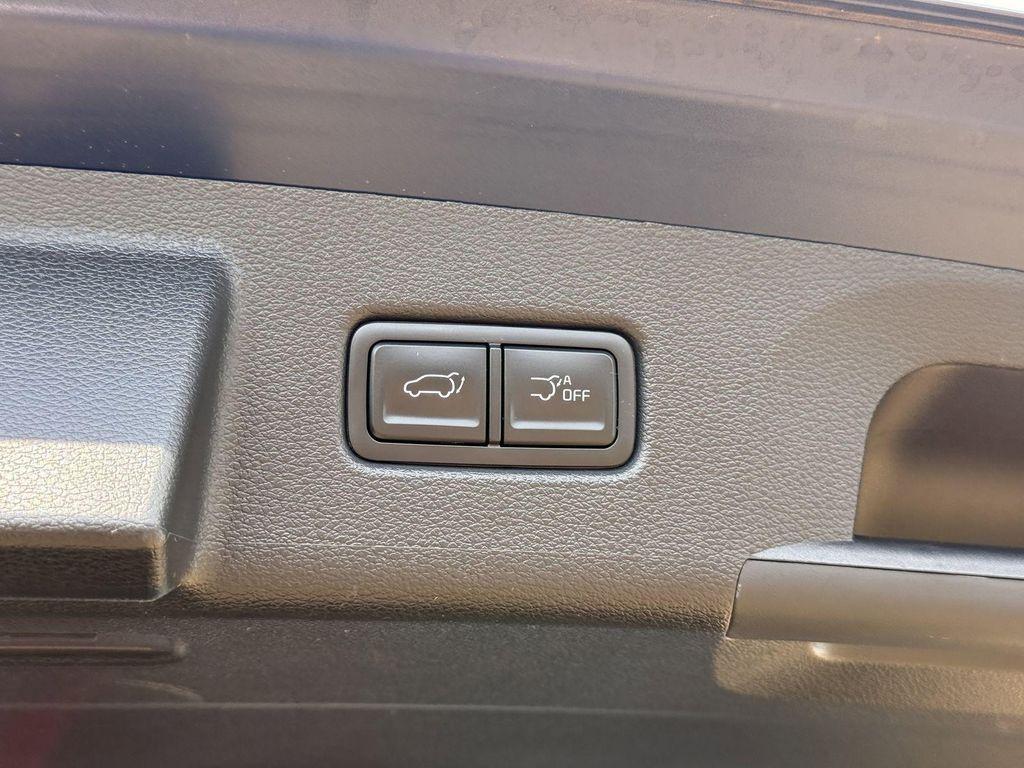 used 2024 Kia Telluride car, priced at $37,981