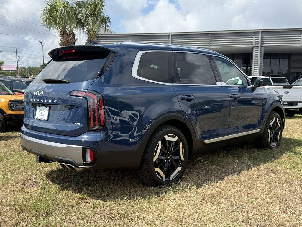 used 2024 Kia Telluride car, priced at $37,981