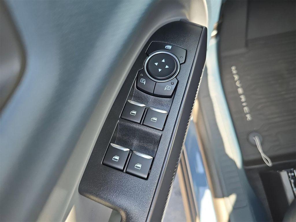 new 2025 Ford Maverick car, priced at $36,065