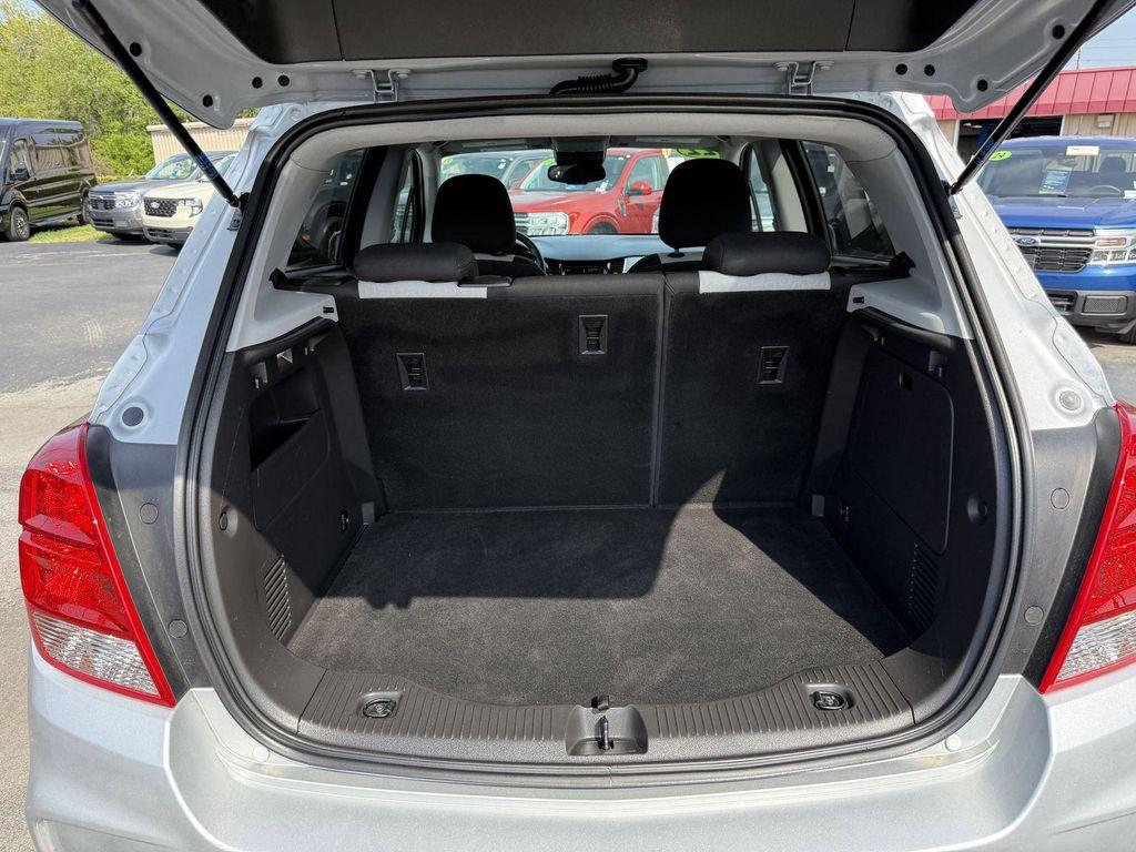 used 2022 Chevrolet Trax car, priced at $15,954