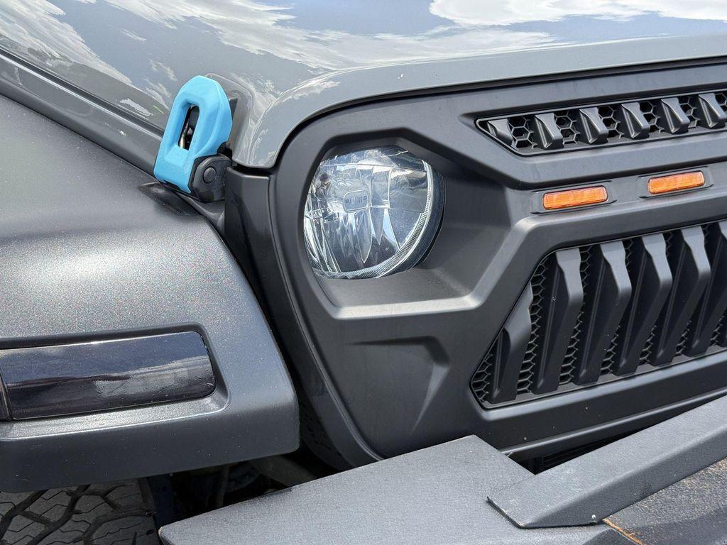 used 2022 Jeep Wrangler car, priced at $22,991