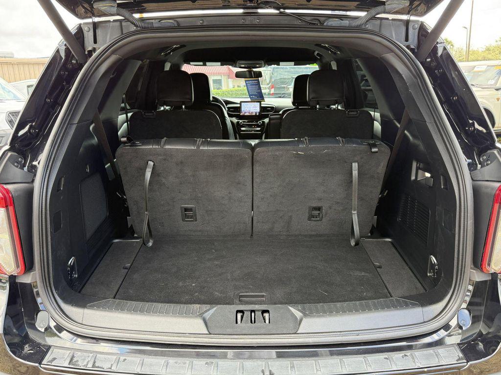 used 2023 Ford Explorer car, priced at $30,962