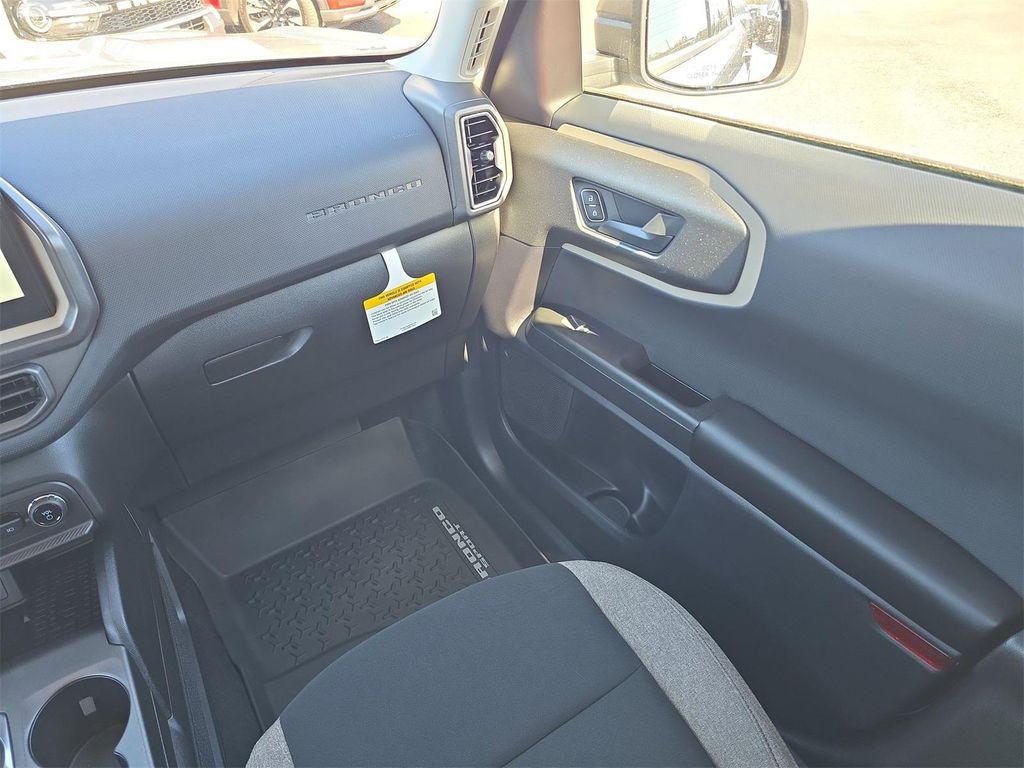 new 2025 Ford Bronco Sport car, priced at $31,067