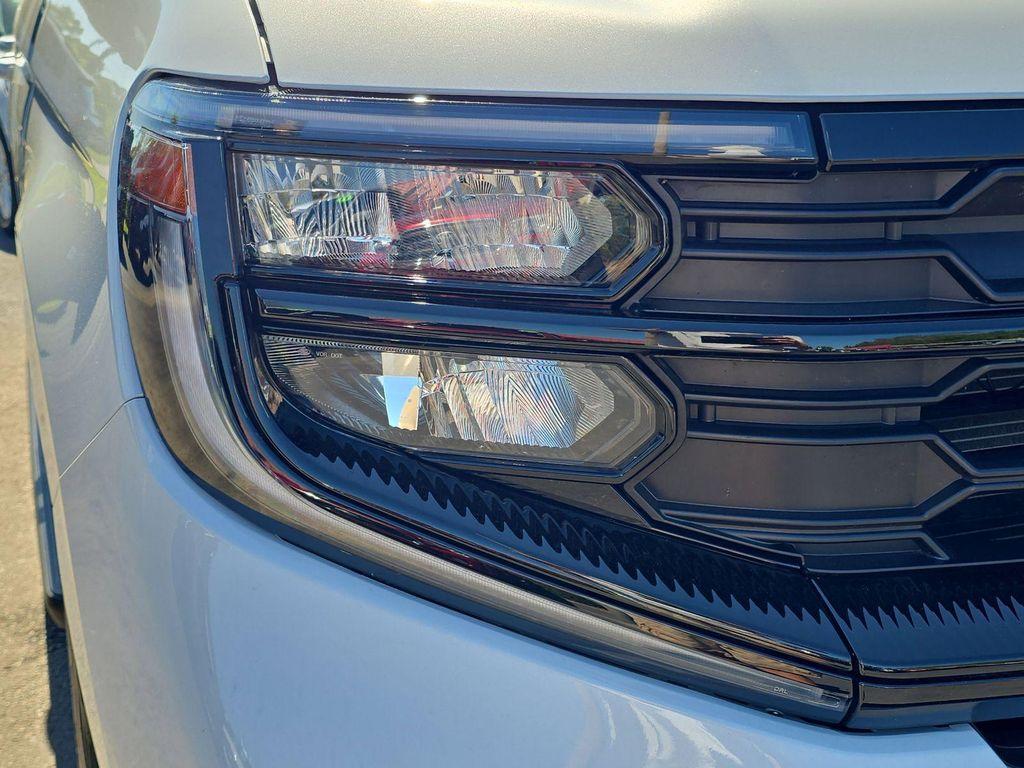 used 2025 Ford Expedition car, priced at $58,393