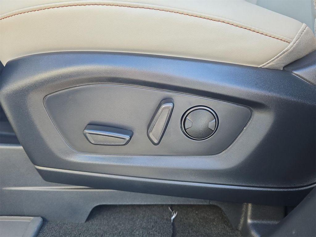 new 2026 Ford Explorer car, priced at $41,682