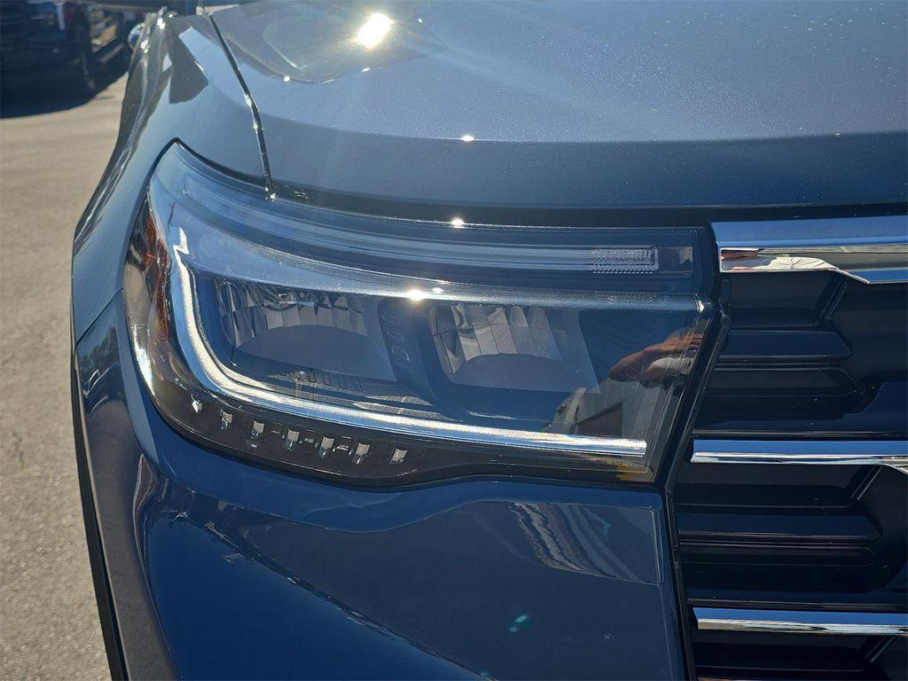 new 2026 Ford Explorer car, priced at $41,682