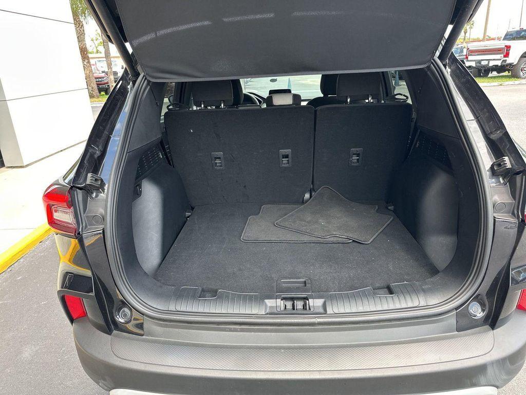 used 2024 Ford Escape car, priced at $22,291