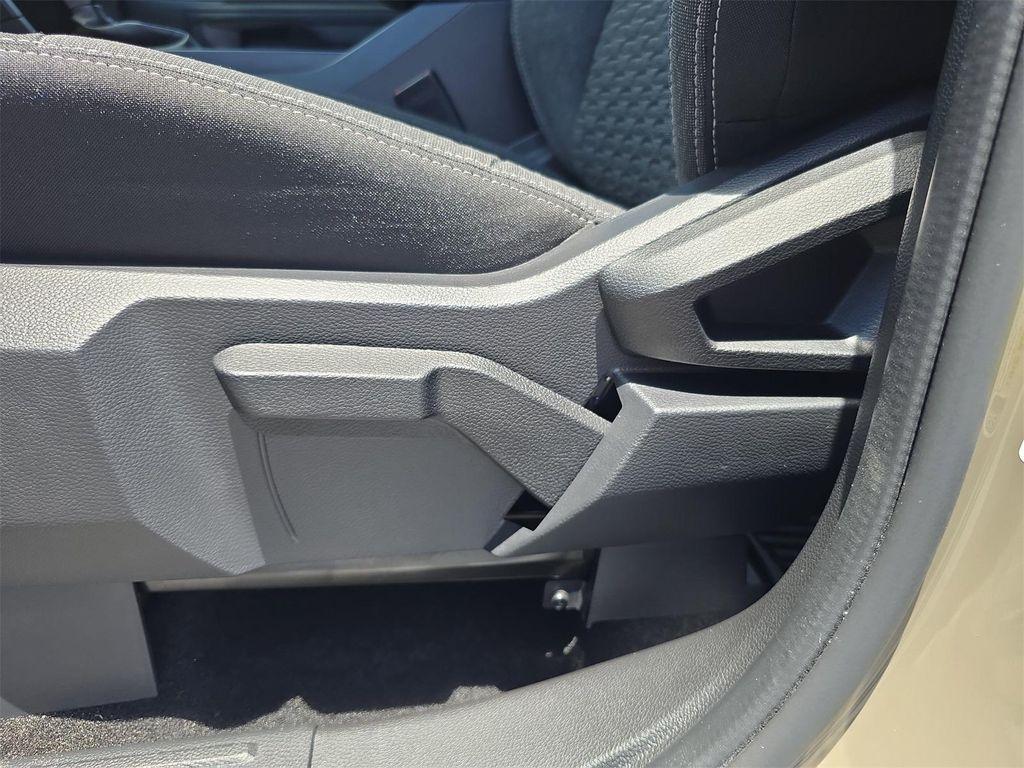 new 2025 Ford Ranger car, priced at $33,677