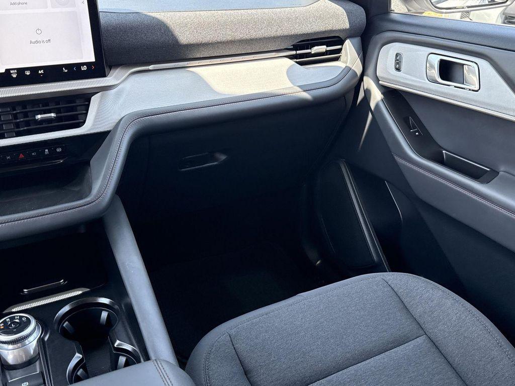 used 2025 Ford Explorer car, priced at $37,792