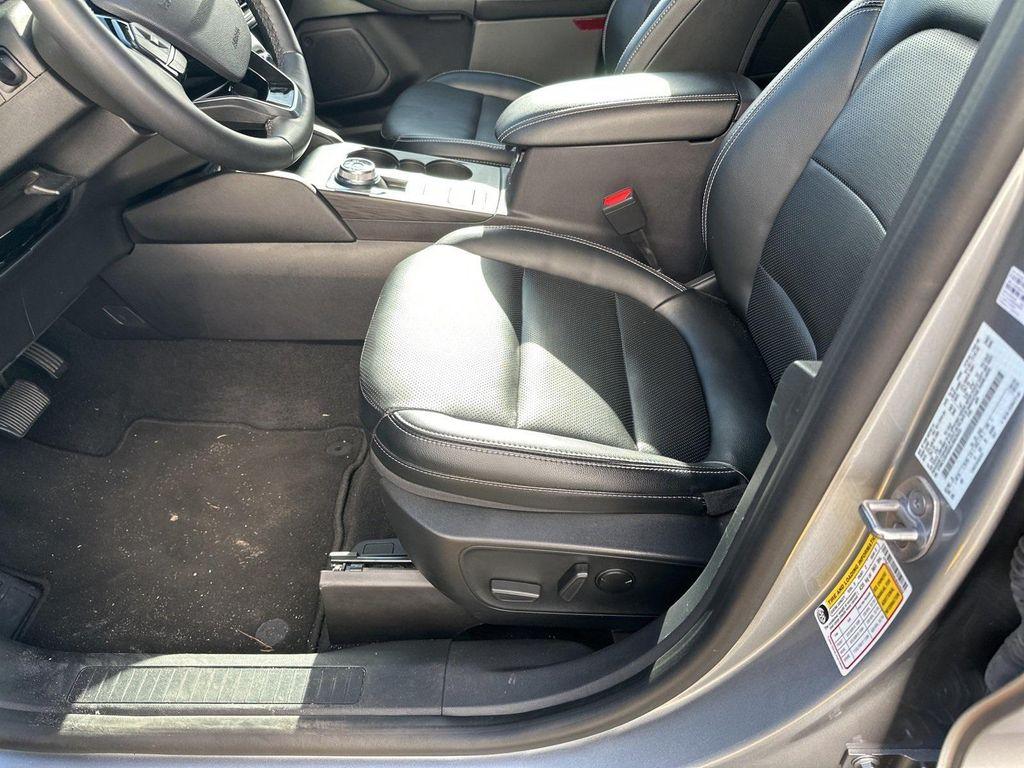 used 2022 Ford Escape car, priced at $21,591