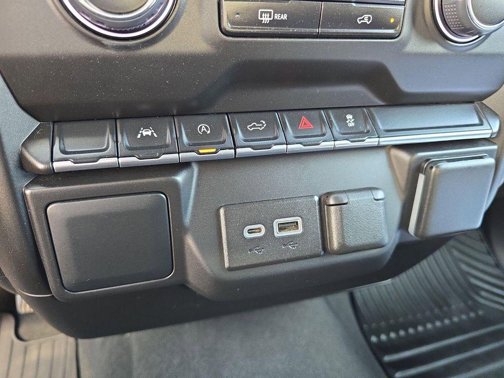 used 2023 Chevrolet Silverado 1500 car, priced at $32,268