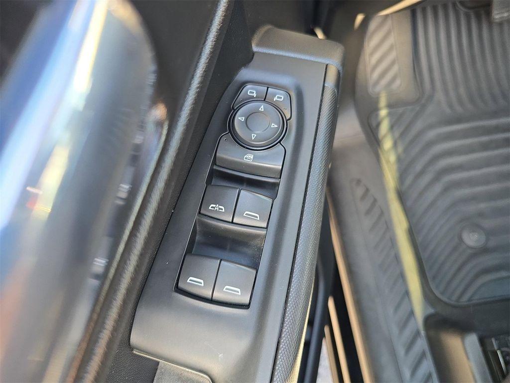 used 2023 Chevrolet Silverado 1500 car, priced at $32,992