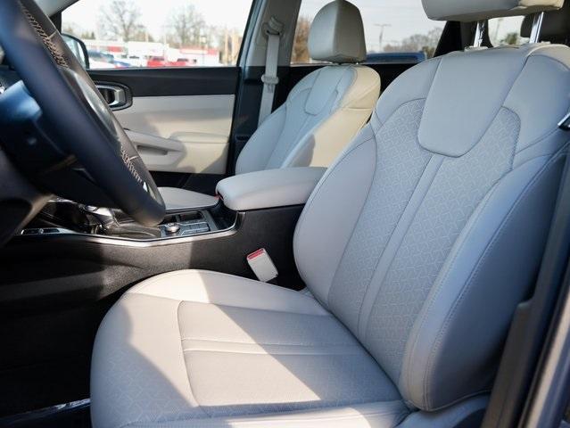 used 2022 Kia Sorento car, priced at $22,988