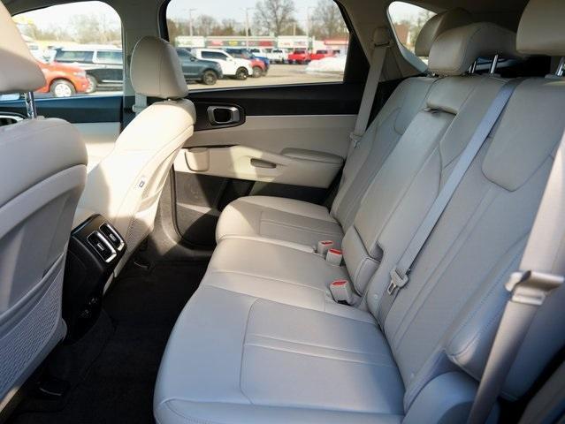 used 2022 Kia Sorento car, priced at $22,988