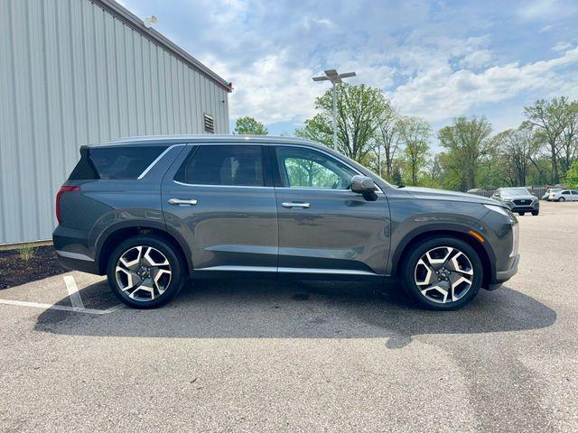 used 2023 Hyundai Palisade car, priced at $35,742