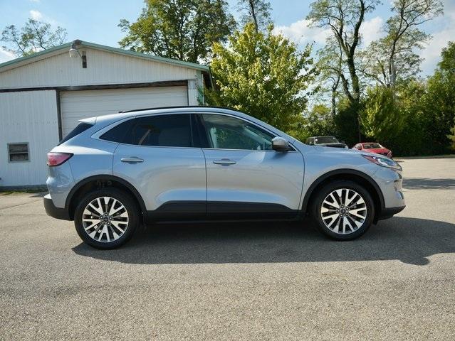 used 2022 Ford Escape car, priced at $21,462