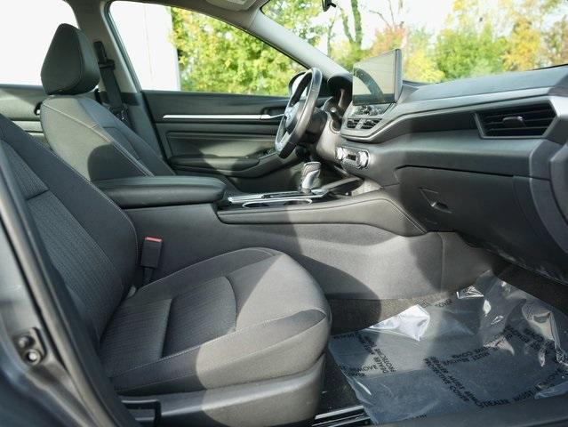 used 2023 Nissan Altima car, priced at $20,282
