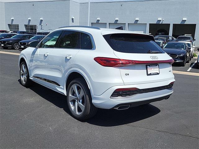 new 2025 Audi Q5 car, priced at $57,277