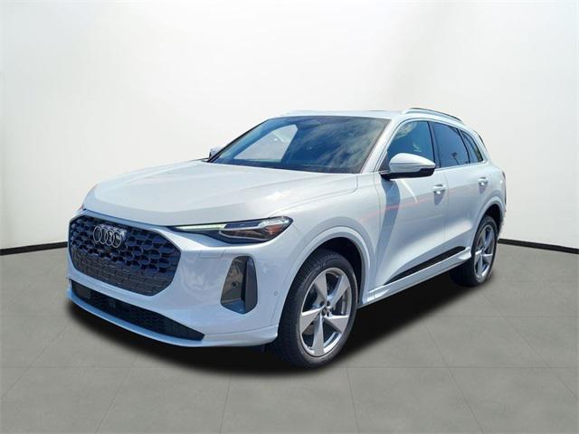 new 2025 Audi Q5 car, priced at $57,277