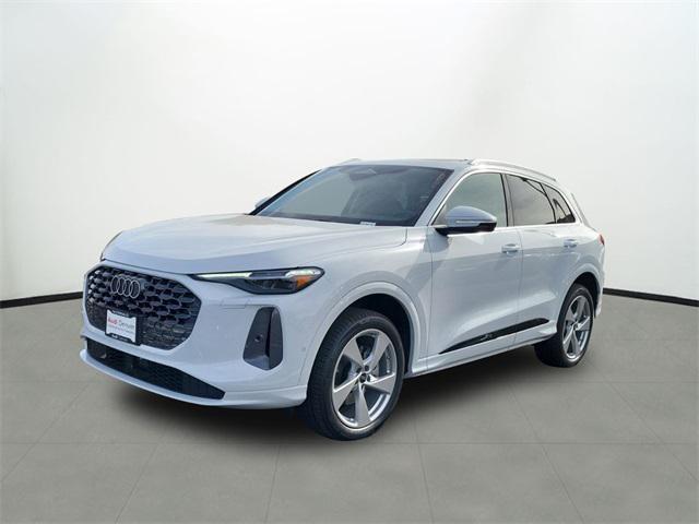 new 2025 Audi Q5 car, priced at $62,839