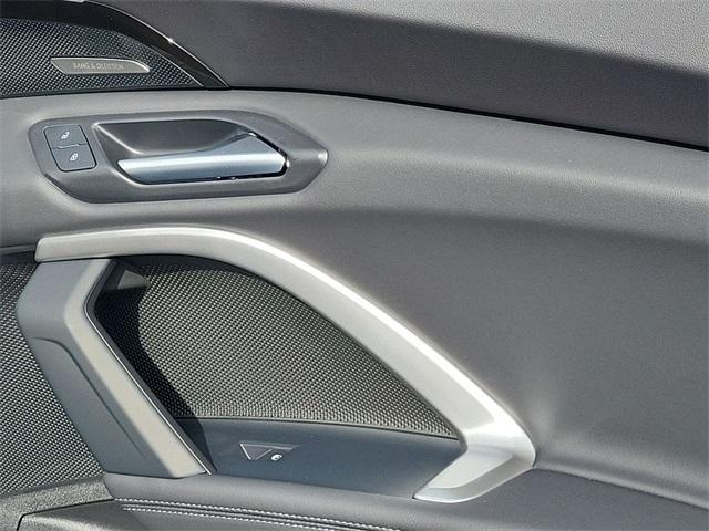 new 2025 Audi Q5 car, priced at $62,839