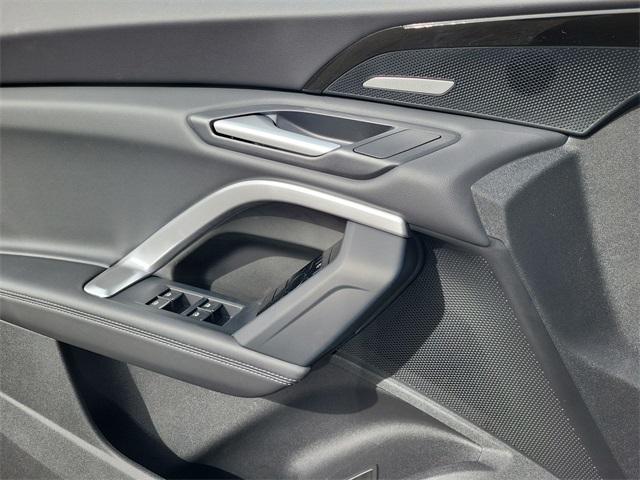 new 2025 Audi Q5 car, priced at $62,839