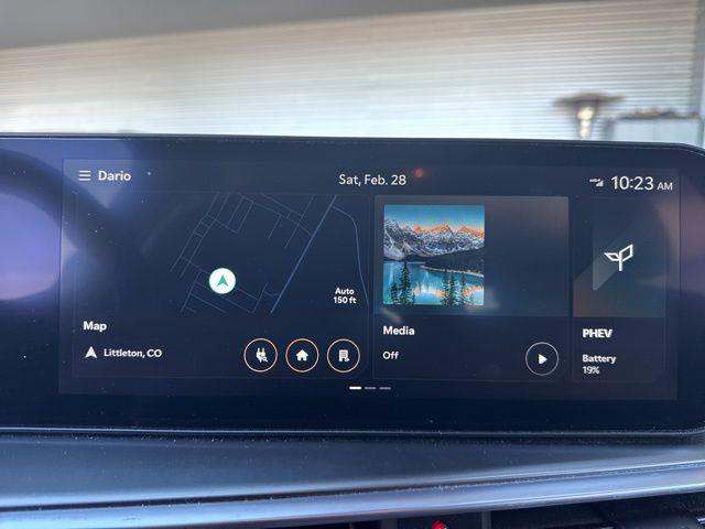 used 2025 Kia Sorento Plug-In Hybrid car, priced at $35,800