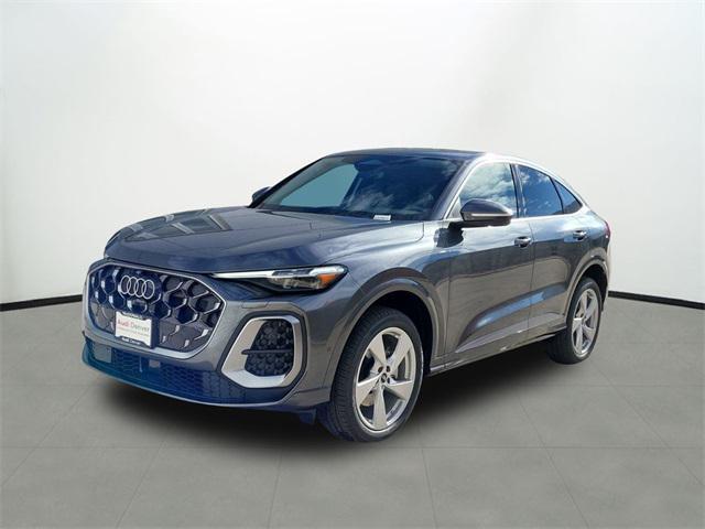 new 2025 Audi Q5 car, priced at $64,939
