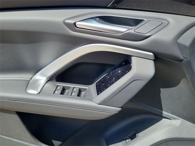 new 2025 Audi Q5 car, priced at $56,324