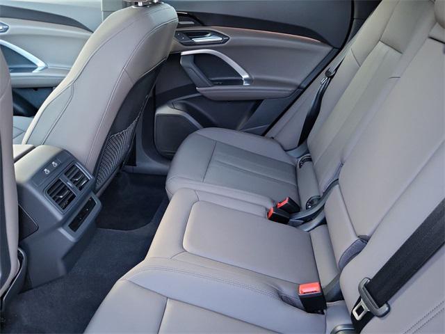 new 2025 Audi Q5 car, priced at $55,917