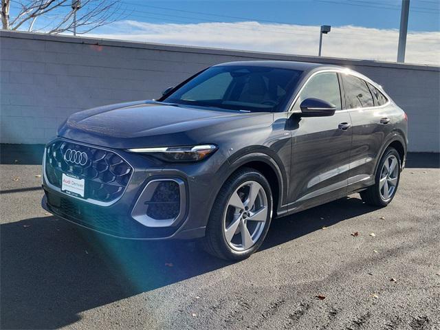 new 2025 Audi Q5 car, priced at $67,124