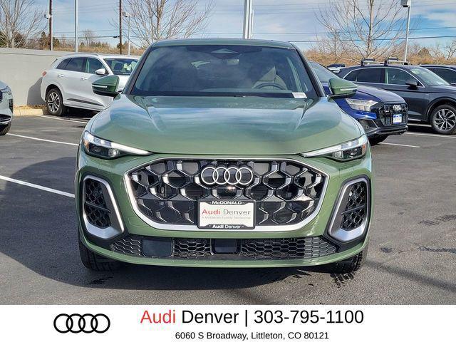 new 2025 Audi Q5 car, priced at $64,524