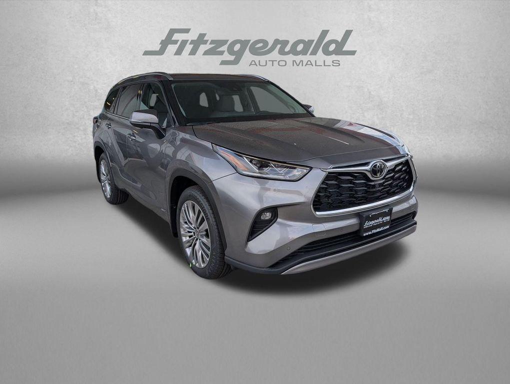 new 2026 Toyota Highlander Hybrid car, priced at $57,932