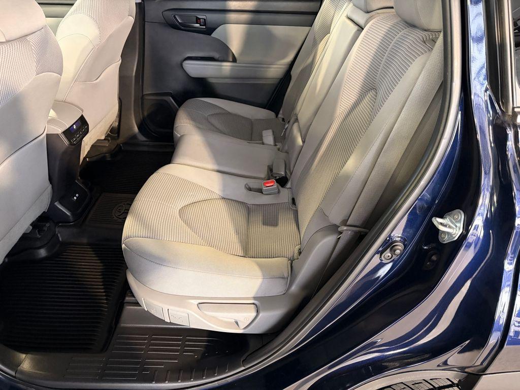 used 2023 Toyota Highlander car, priced at $35,995