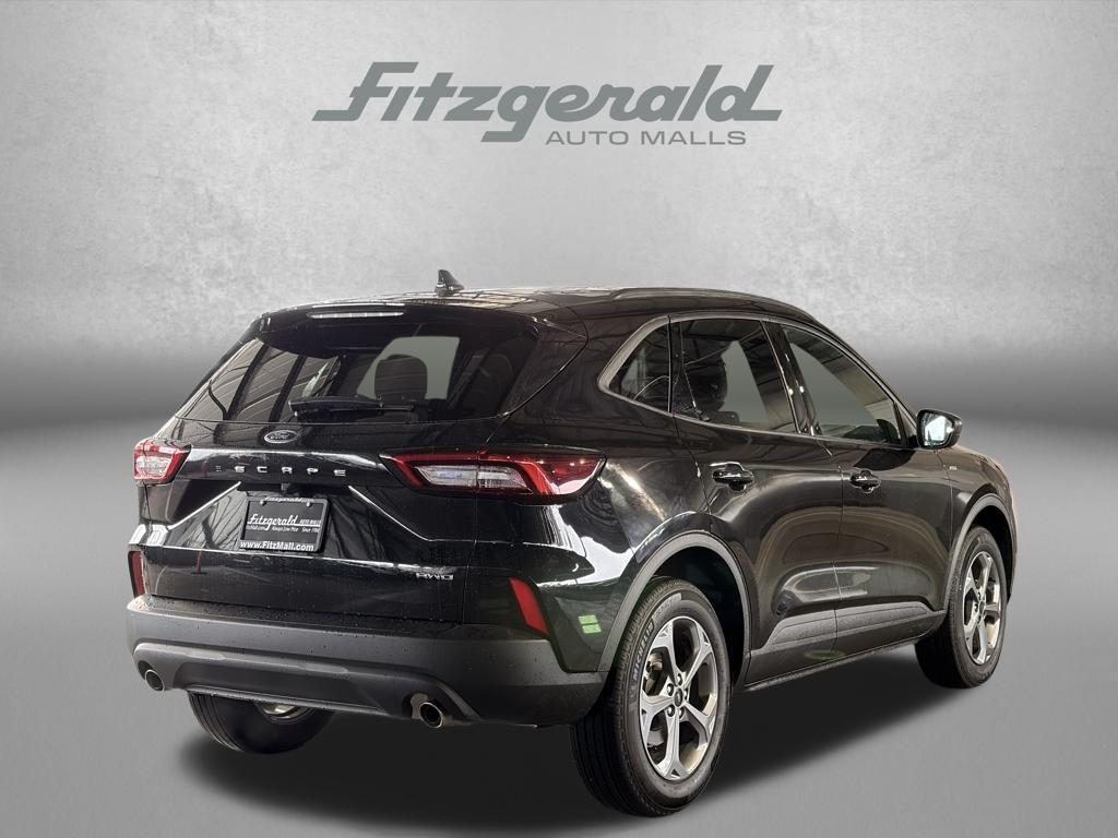 used 2025 Ford Escape car, priced at $25,495