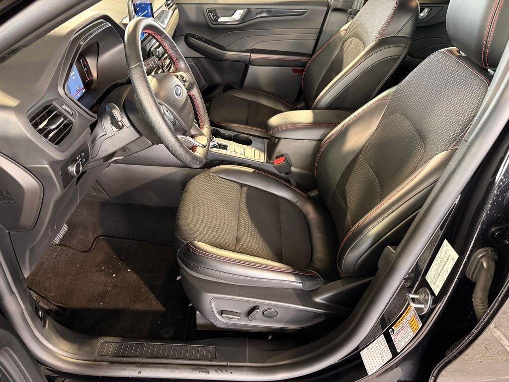 used 2025 Ford Escape car, priced at $25,495