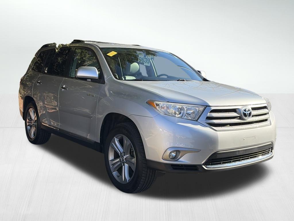 used 2012 Toyota Highlander car, priced at $12,995