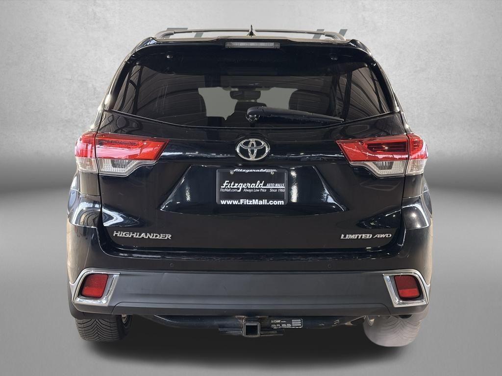 used 2019 Toyota Highlander car, priced at $23,895