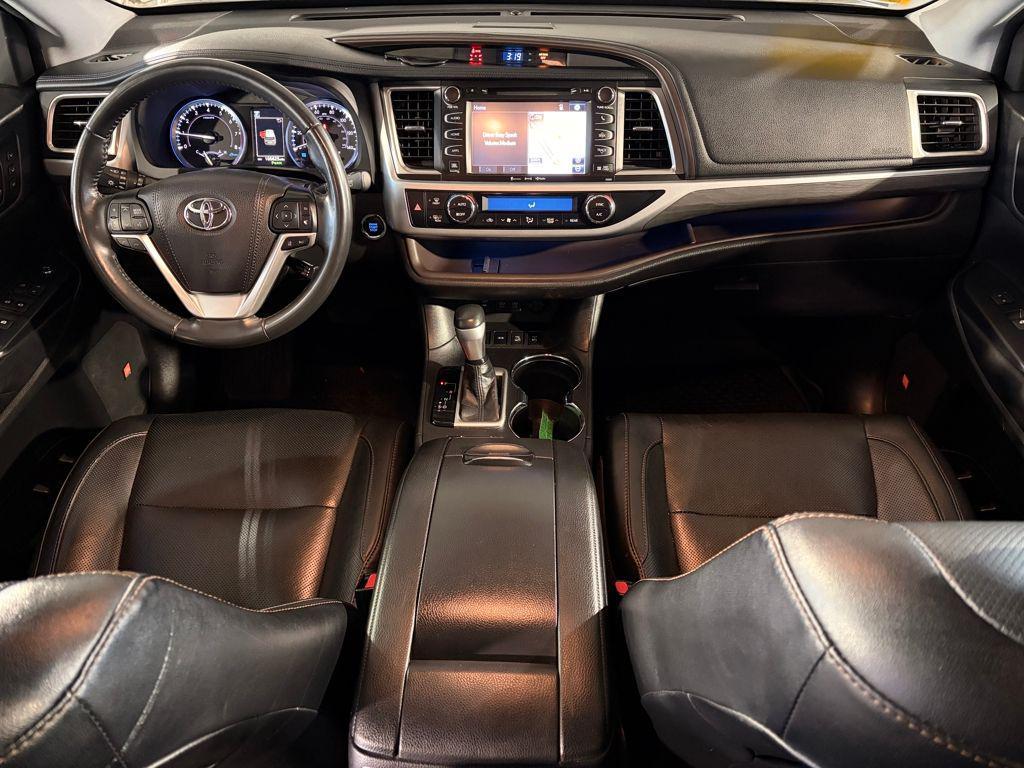 used 2019 Toyota Highlander car, priced at $23,895