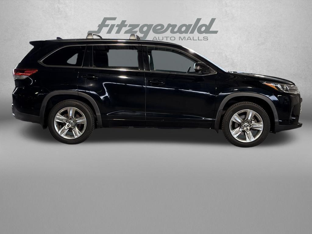 used 2019 Toyota Highlander car, priced at $23,895