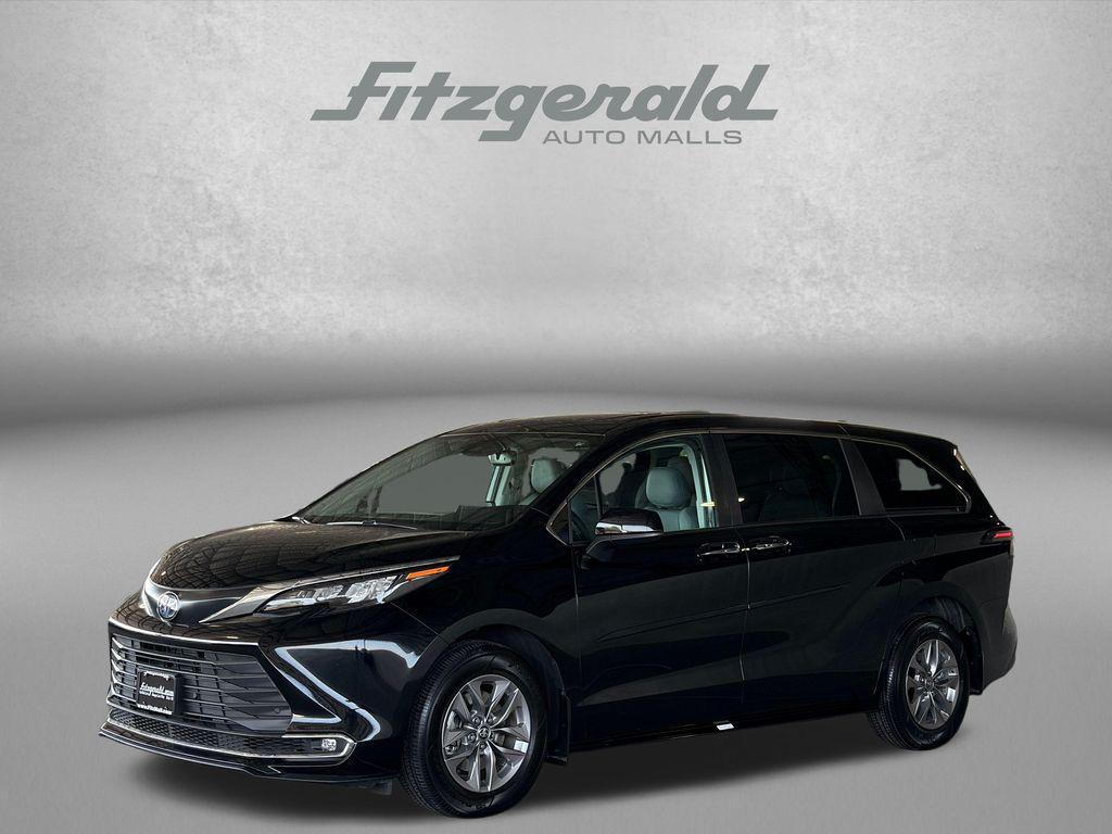 used 2024 Toyota Sienna car, priced at $44,394