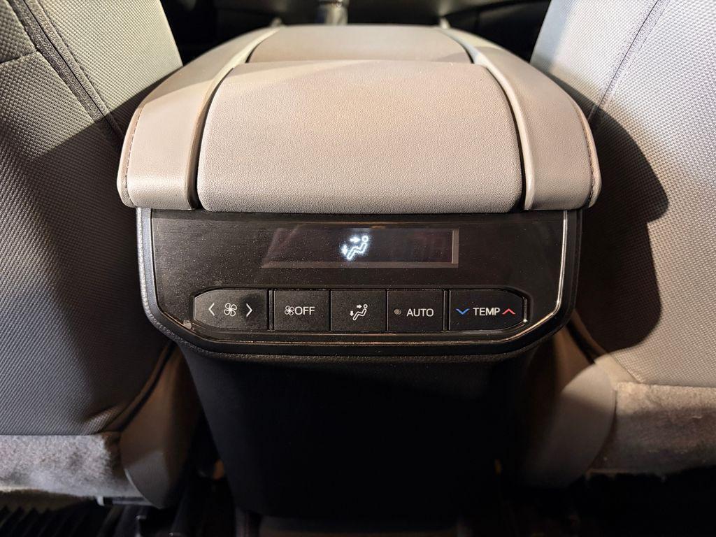 used 2021 Toyota Highlander car, priced at $30,995