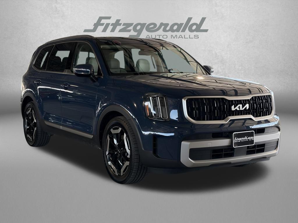 used 2023 Kia Telluride car, priced at $25,995