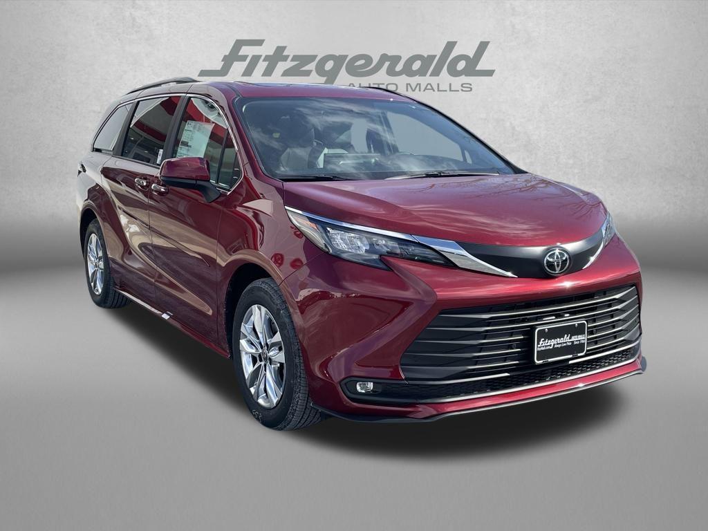 new 2026 Toyota Sienna car, priced at $52,155
