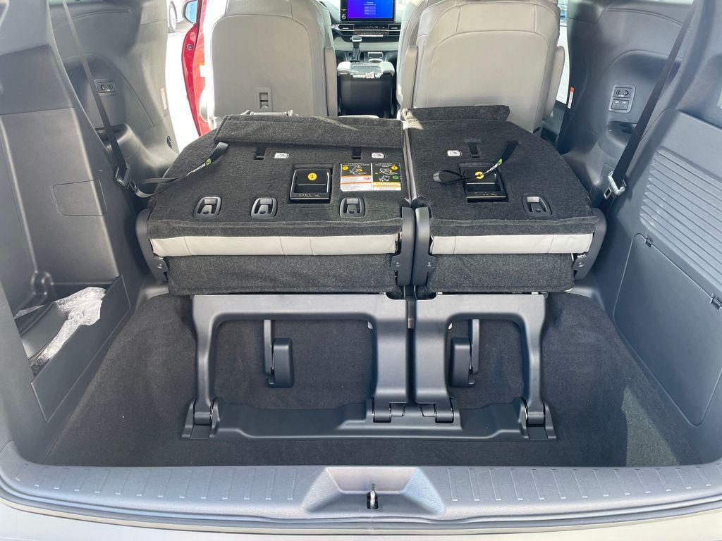 new 2026 Toyota Sienna car, priced at $52,155