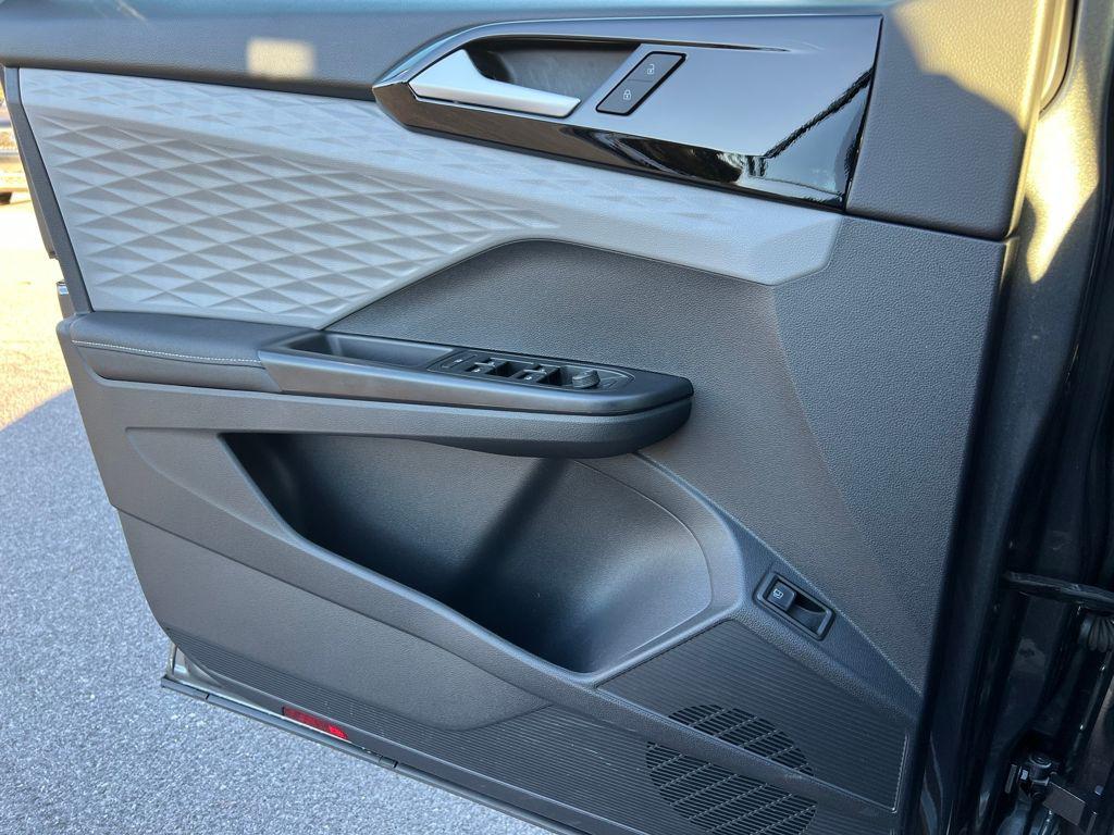 used 2024 Volkswagen Taos car, priced at $19,495